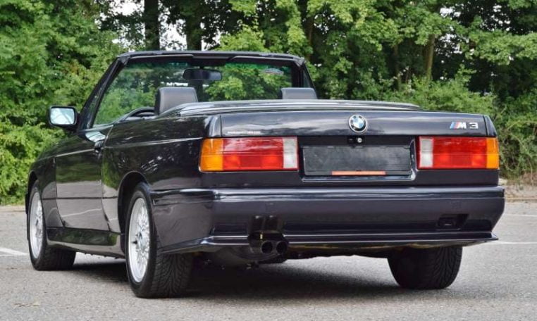 BMW M3 Cabrio E30 Macaoblauw Metallic 144000 Km Zwart Leder