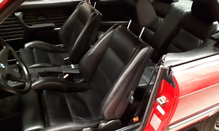 BMW 325i Cabrio E30 Zinnoberrood 140000 Km Zwart Leder
