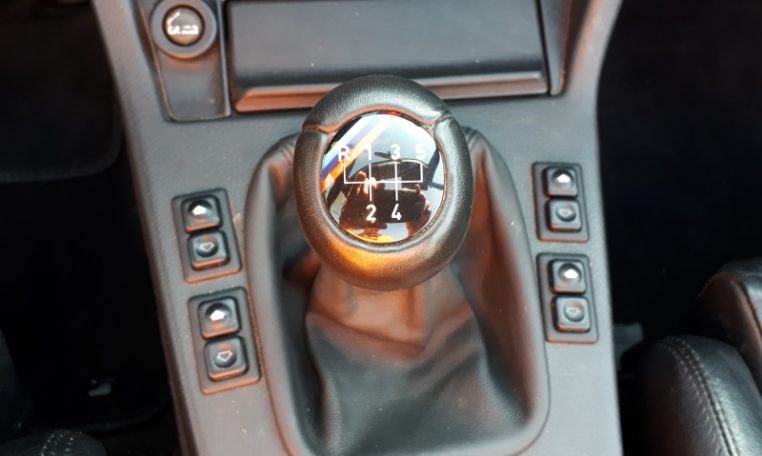 BMW 325i Cabrio E30 Zinnoberrood 140000 Km Zwart Leder