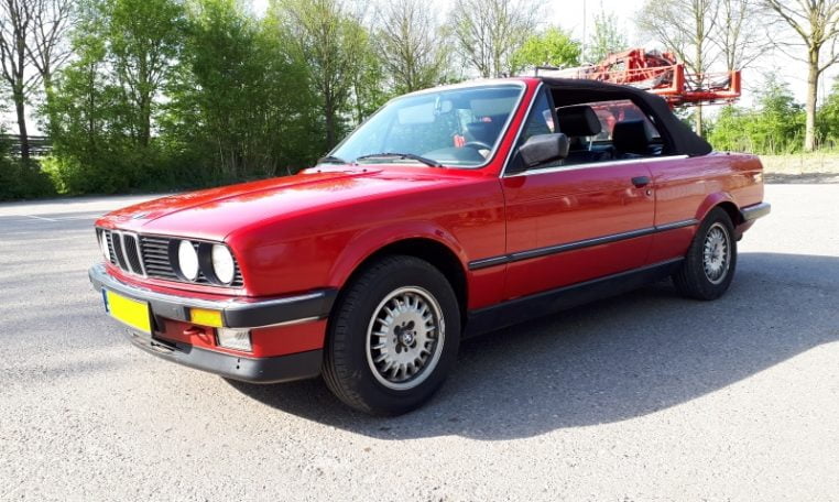 BMW 325i Cabrio E30 Zinnoberrood 140000 Km Zwart Leder