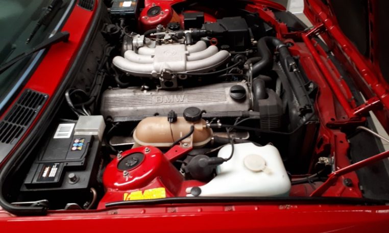 BMW 325i Cabrio E30 Zinnoberrood 140000 Km Zwart Leder