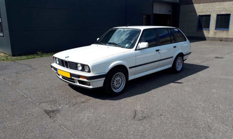 BMW 325ix Touring E30 Alpinwit 306000 Km 