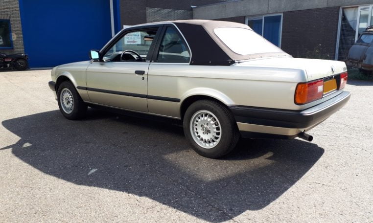 BMW 316i Baur Cabrio E30 Bronzitbeige Metallic 4916 Km