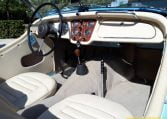 Triumph TR3A Lichtblauw Met Beige Leder