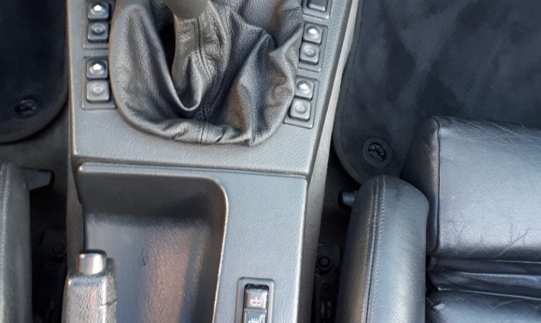 BMW 320i Cabrio E30 Mauritiusblauw Zwart Leder 206000 Km