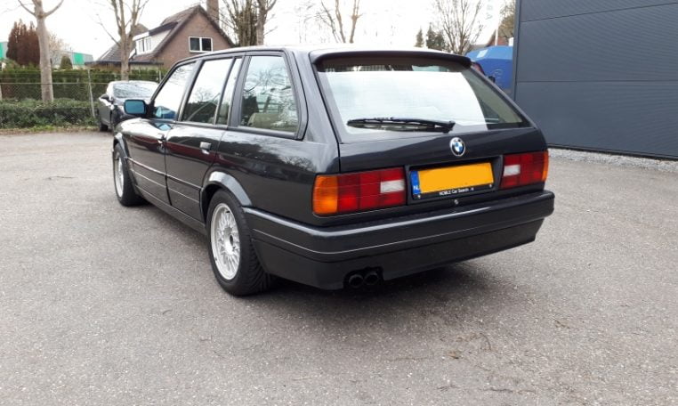 BMW 325i Touring E30 Diamantzwart Beige Leder 138000 Km