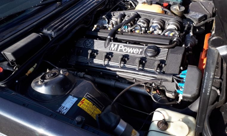 BMW M635 CSI Diamantzwart Met Zwart Leder 133000 Km