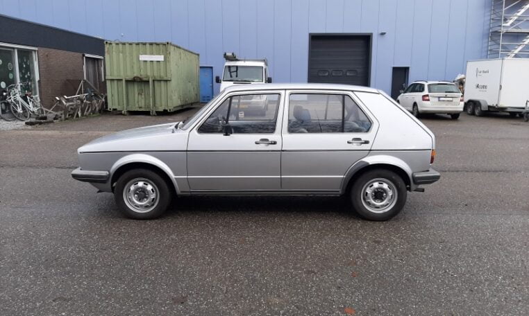 VW Golf I GLS 1500 Zilvergrijs Met Blauw Stof 77000 Km 0