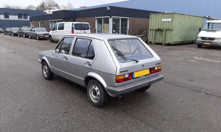 VW Golf I GLS 1500 Zilvergrijs Met Blauw Stof 77000 Km 0