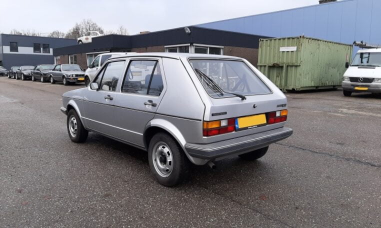 VW Golf I GLS 1500 Zilvergrijs Met Blauw Stof 77000 Km 0