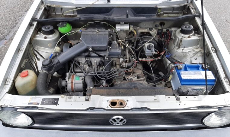 VW Golf I GLS 1500 Zilvergrijs Met Blauw Stof 77000 Km 0