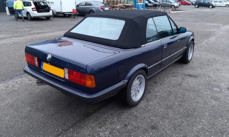 BMW 320i Cabrio E30 Blauw Met Blauw Leder 114000 Km 0