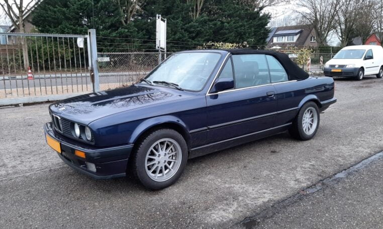 BMW 320i Cabrio E30 Blauw Met Blauw Leder 114000 Km 0