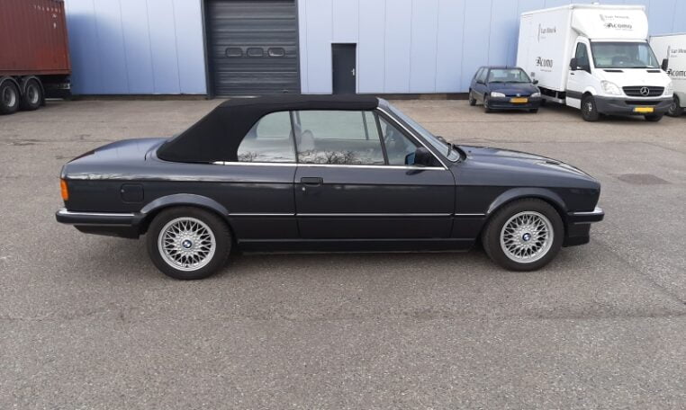 BMW 325i Cabrio E30 Diamantzwart Beige Leder CH 103000 Km 0