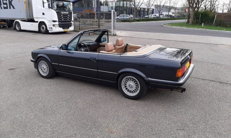 BMW 325i Cabrio E30 Diamantzwart Beige Leder CH 103000 Km 0