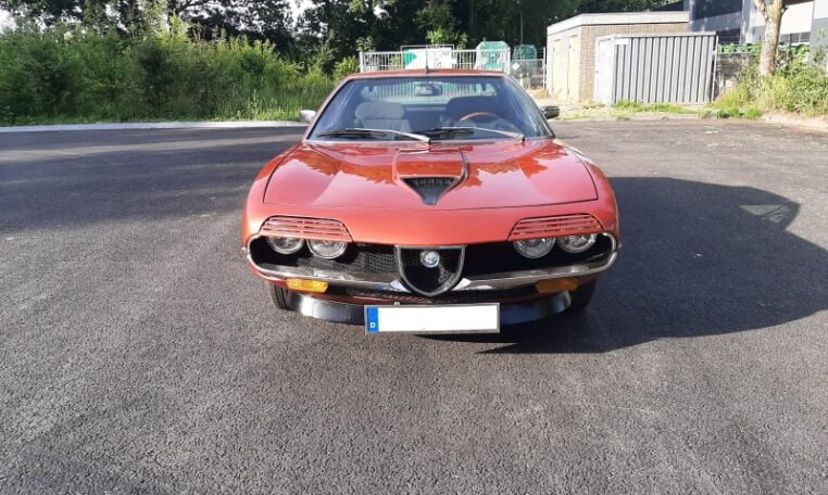 Alfa Romeo Montreal Rood Met Antraciet Stof 99000 Km 0