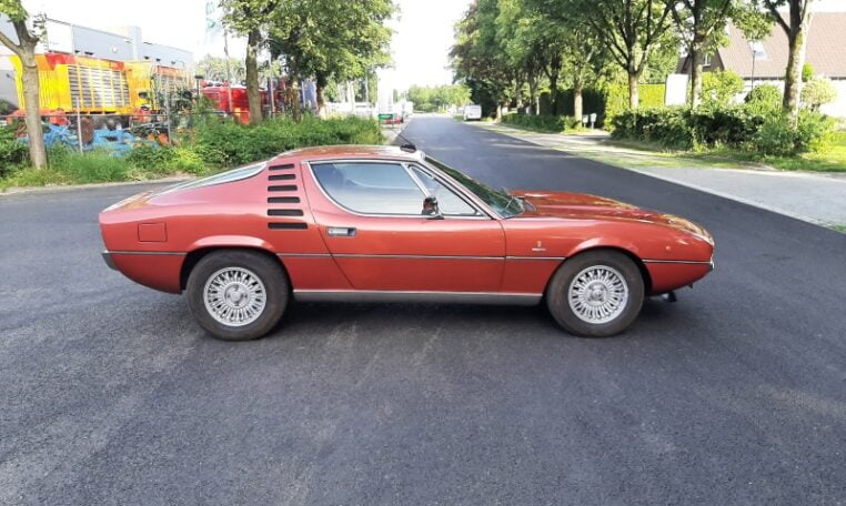 Alfa Romeo Montreal Rood Met Antraciet Stof 99000 Km 0
