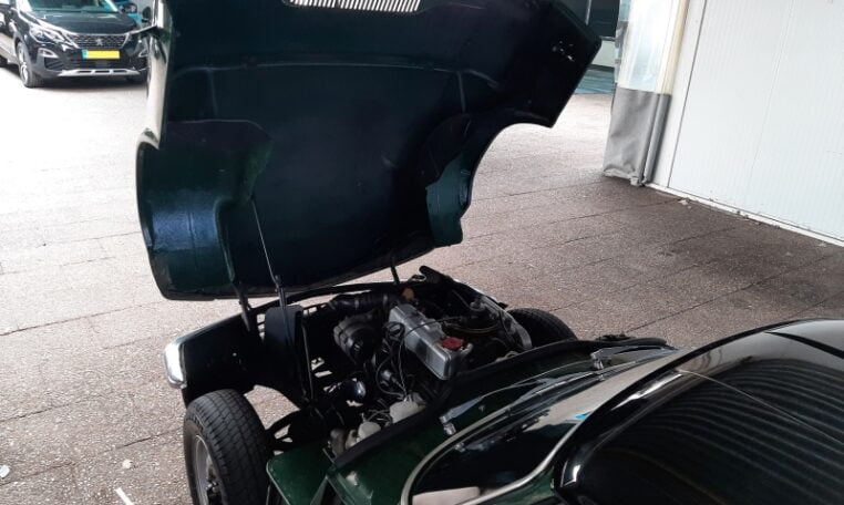 Triumph Spitfire Mk IV Donkergroen Met Zwart Kunstleder 0