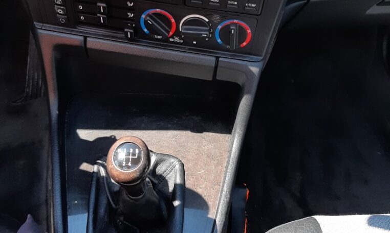 BMW 520i Touring E34 Fjordgrau Metallic Halfleder Zwart 270000 Km 0