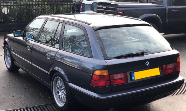 Extra Foto's Voor BMW 520i Touring E34 0
