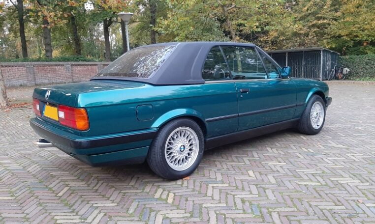 BMW 325i Cabrio E30 Lagunengrün Metallic Met Zwart Leder 130000 Km 0