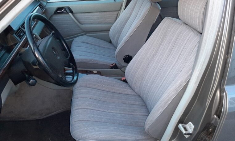 Mercedes 260 E W124 Limousine Grijs Met Grijs Stof 168000 Km 0