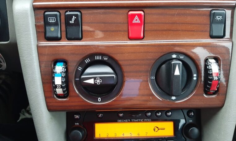 Mercedes 260 E W124 Limousine Grijs Met Grijs Stof 168000 Km 0