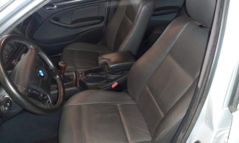 BMW 318i Touring E46 Zilvergrijs Met Zwart Leder 220000 Km 0