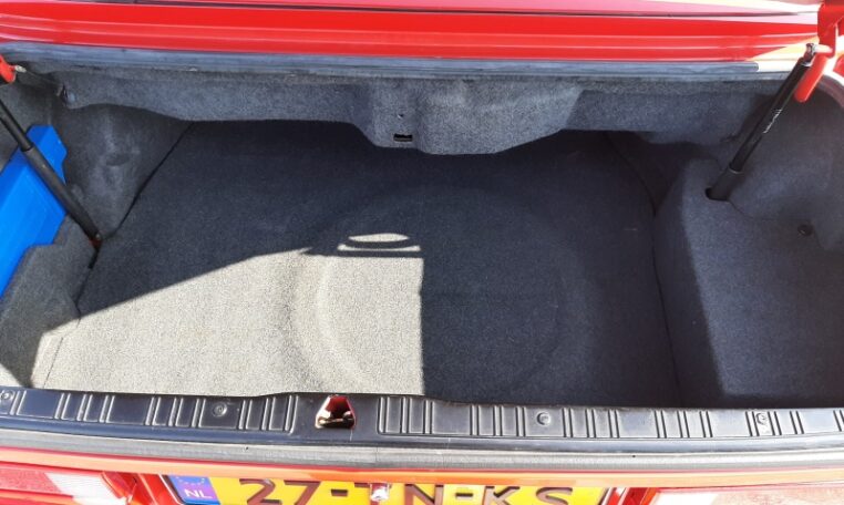 BMW M3 Cabrio E30 Brilliantrot Met Zwart Leder 140000 Km 0