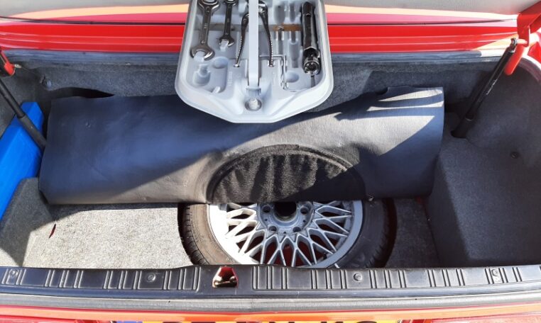 BMW M3 Cabrio E30 Brilliantrot Met Zwart Leder 140000 Km 0