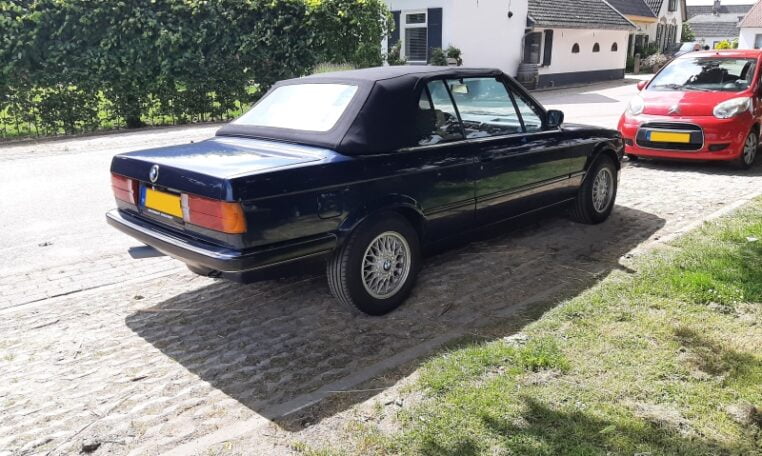BMW 325i Cabrio E30 Royalblauw Met Beige Leder 247000 Km 0