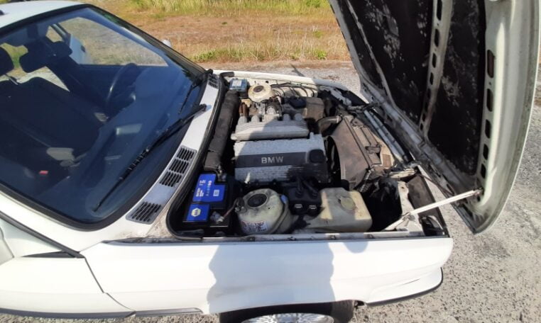 BMW 318is Touring E30 Alpinweiss II Met Grijs Velours Stof Interieur 249000 Km 0