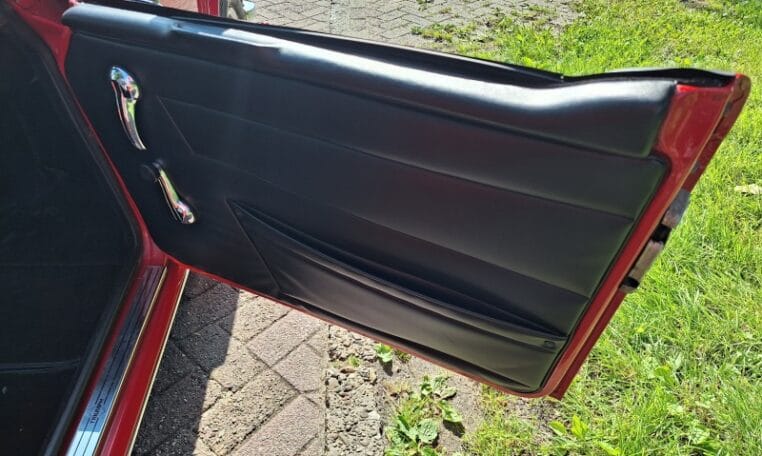 Triumph TR6 Rood Met Zwart Interieur 43000 Km 0