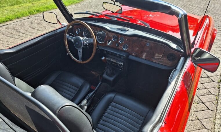 Triumph TR6 Rood Met Zwart Interieur 43000 Km 0