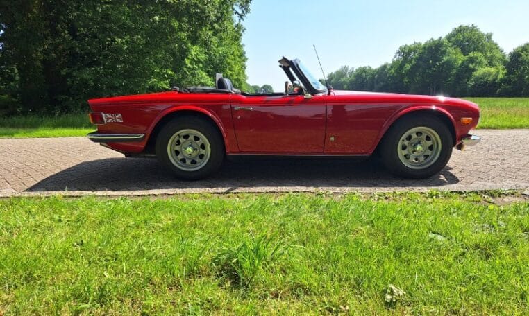 Triumph TR6 Rood Met Zwart Interieur 43000 Km 0