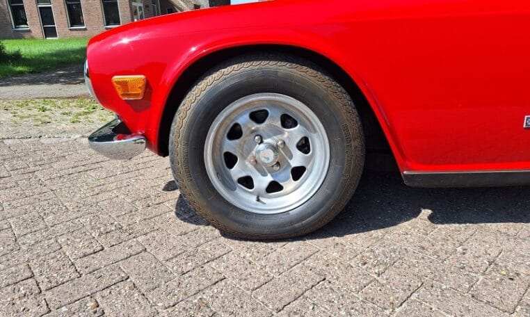 Triumph TR6 Rood Met Zwart Interieur 43000 Km 0