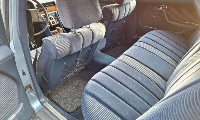 Mercedes 450 SEL 6,9 Blauw Met Blauw Velours 239000 Km 0