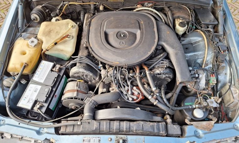 Mercedes 450 SEL 6,9 Blauw Met Blauw Velours 239000 Km 0