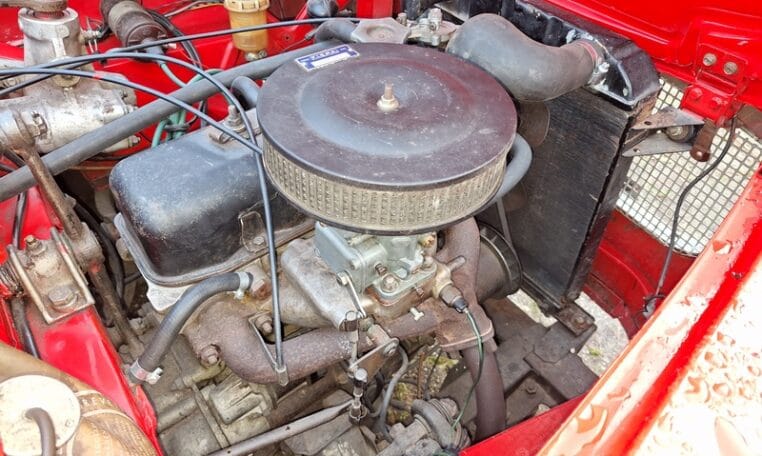 Fiat 1200 Cabriolet Rood Met Zwart Leder 0
