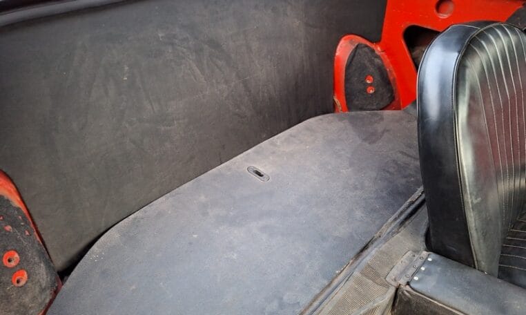 Fiat 1200 Cabriolet Rood Met Zwart Leder 0