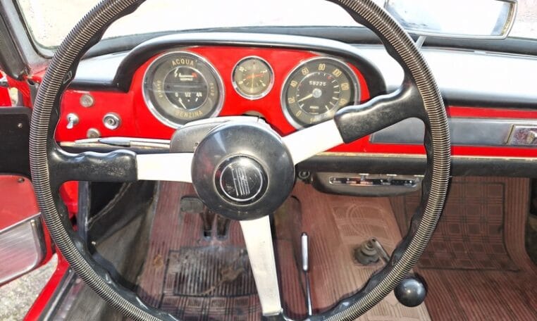 Fiat 1200 Cabriolet Rood Met Zwart Leder 0