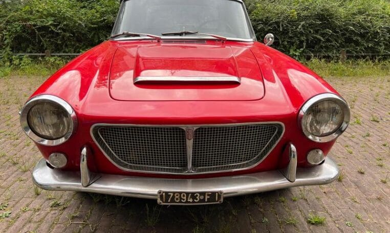 Fiat 1200 Cabriolet Rood Met Zwart Leder 0