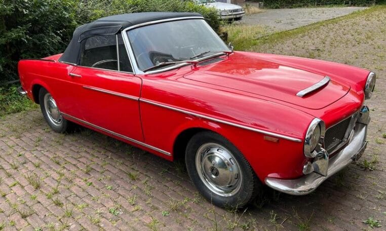 Fiat 1200 Cabriolet Rood Met Zwart Leder 0