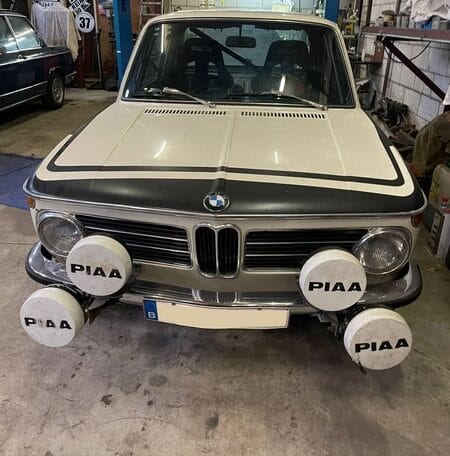 BMW 2002 Tii Rallye Wit Met Rallyekleuren 0