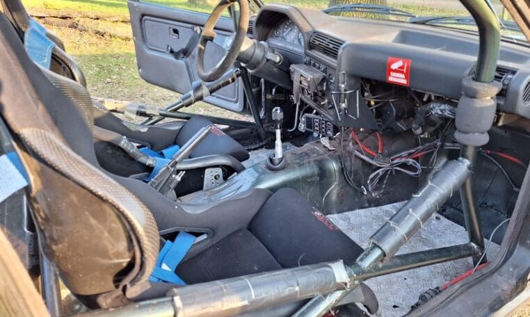 BMW 325i E30 Circuitauto Achatgroen 0