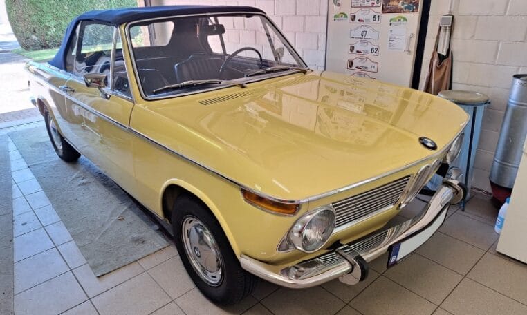 BMW 2002 Vollcabrio Condorgelb 0