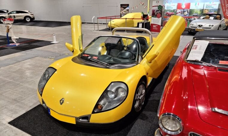 Renault Sport Spider 2.0 16V Racewagen Geel Met Zwart Recaro Sportinterieur 30000 Km 0
