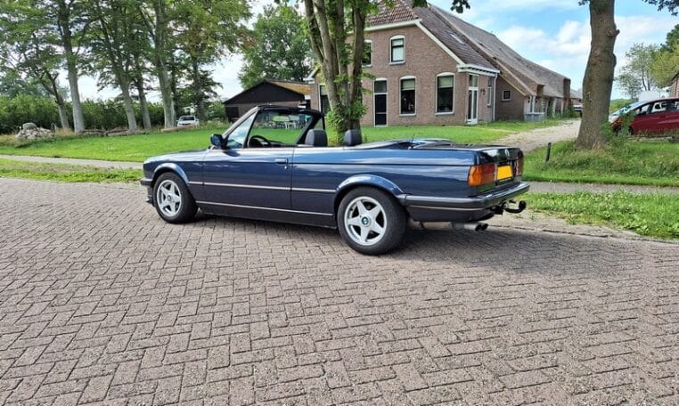 BMW 320i Cabrio E30 Royalblauw Met Blauw Leder 276000 Km 0