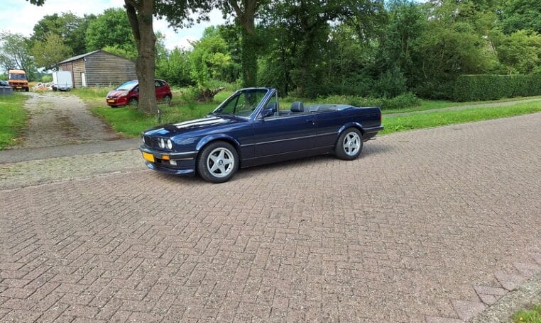 BMW 320i Cabrio E30 Royalblauw Met Blauw Leder 276000 Km 0