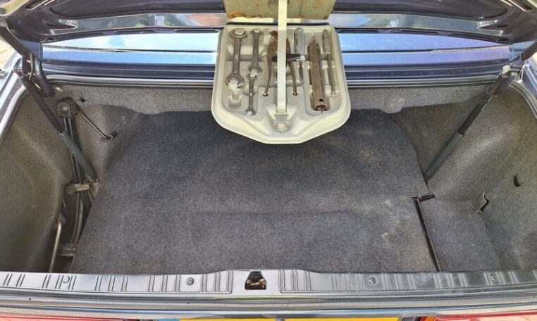 BMW 320i Cabrio E30 Royalblauw Met Blauw Leder 276000 Km 0